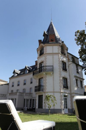 Hotels in Saint-Cirgues-Sur-Couze